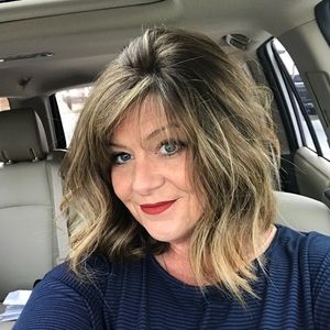 Meet your Posher, Catherine